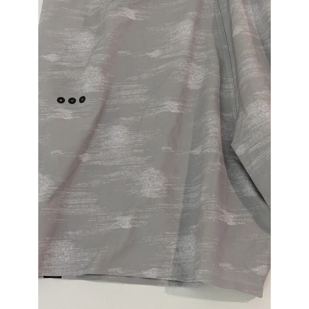 Vuori Cruise Board Short Swim Trunks Men's‎ Size 38 Gray